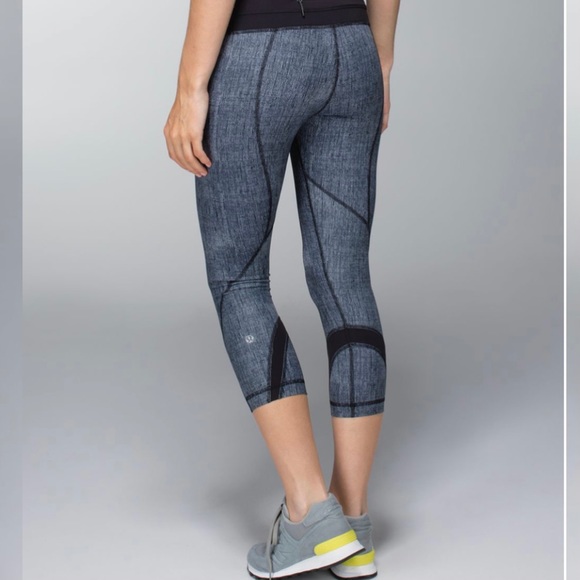 lululemon athletica Pants - Lululemon Run Inspire Crop Leggings sz 2